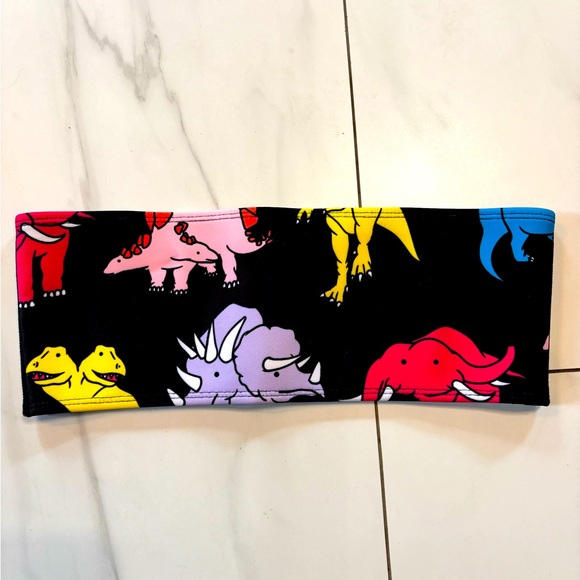 Hoaka x Pony Dino bandeau neoprene bikini top
Small -dinosaur print - Picture 2 of 5
